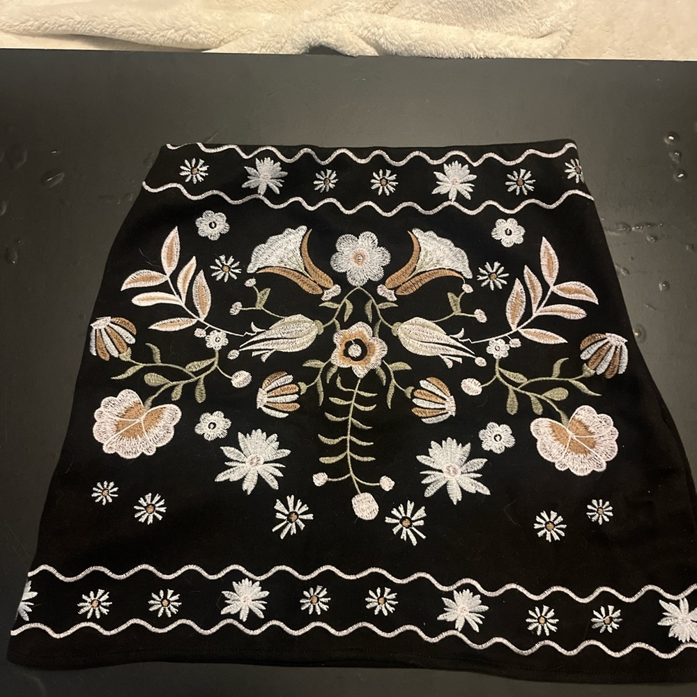Miami Black Floral Embroidered Mini Skirt